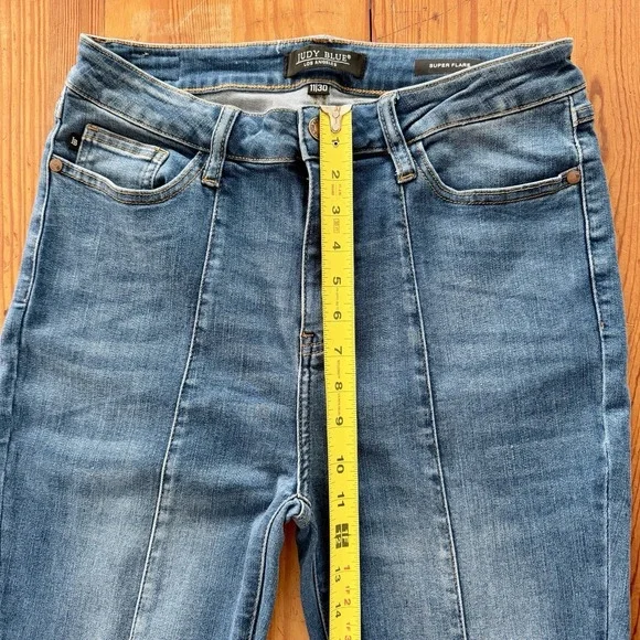 Judy Blue Super Flare Fit Jeans Raw Hem Womens 5/27 - Picture 2 of 10